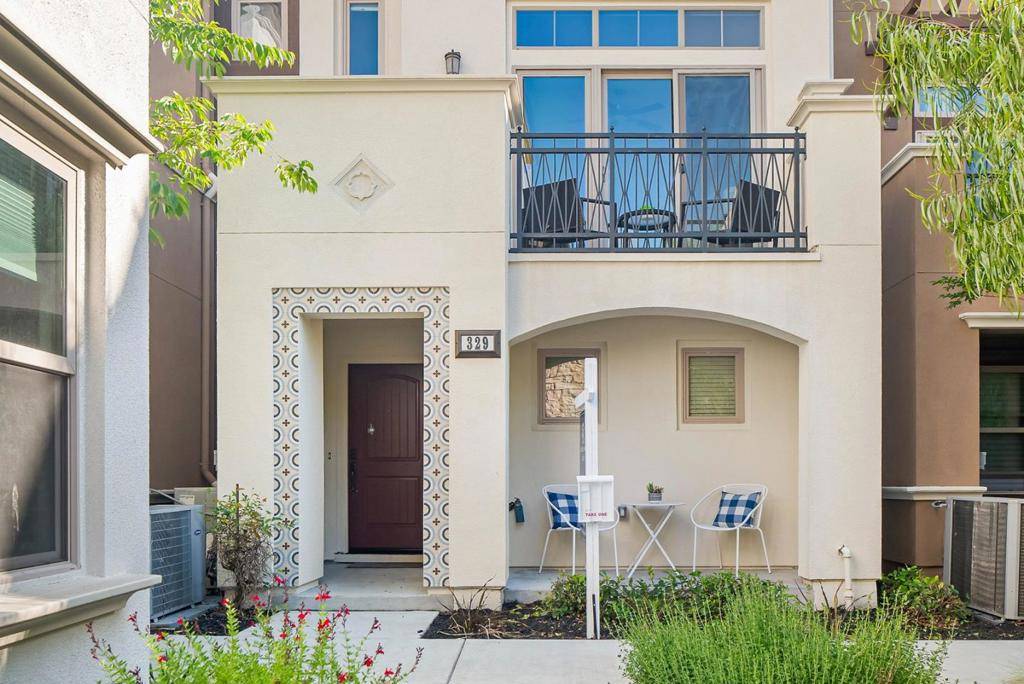 Mountain View, CA 94043,329 Cherokee LOOP