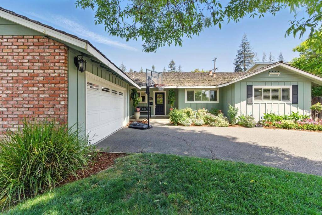 San Jose, CA 95128,1142 S Genevieve LN
