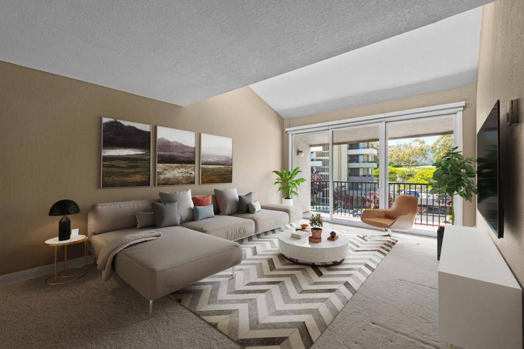 Millbrae, CA 94030,1550 Frontera WAY #319