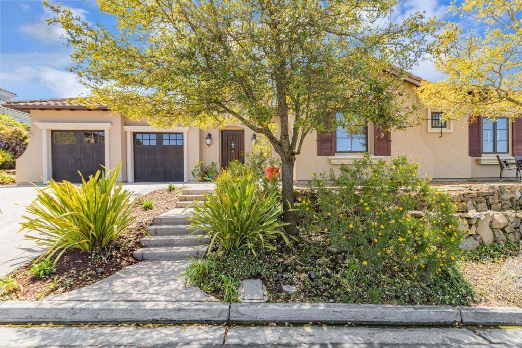 Hayward, CA 94542,7 Stonebrae RD
