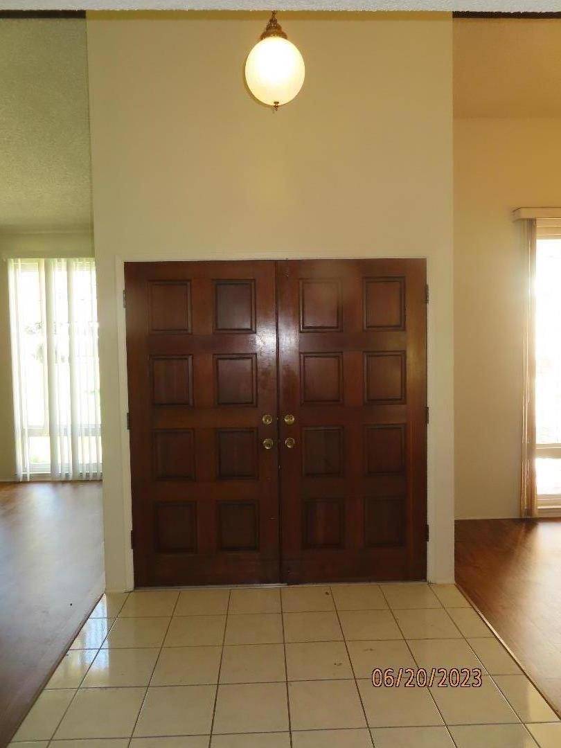 Salinas, CA 93908,18725 Vasquez CT