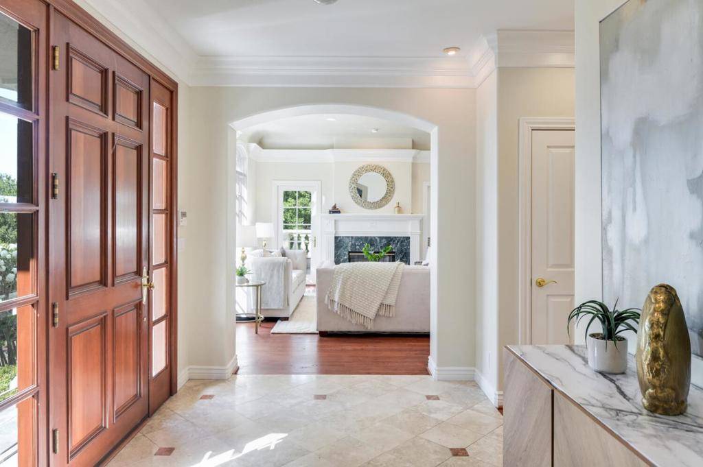 Stanford, CA 94305,681 San Juan ST