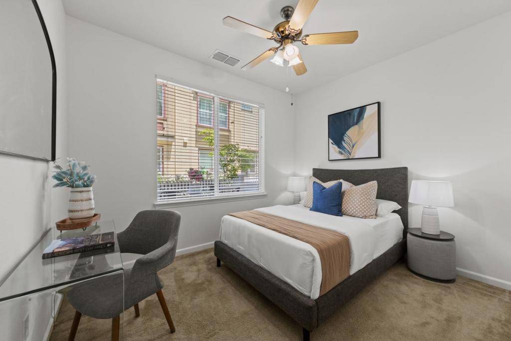 Sunnyvale, CA 94086,218 Peppermint Tree TER #1