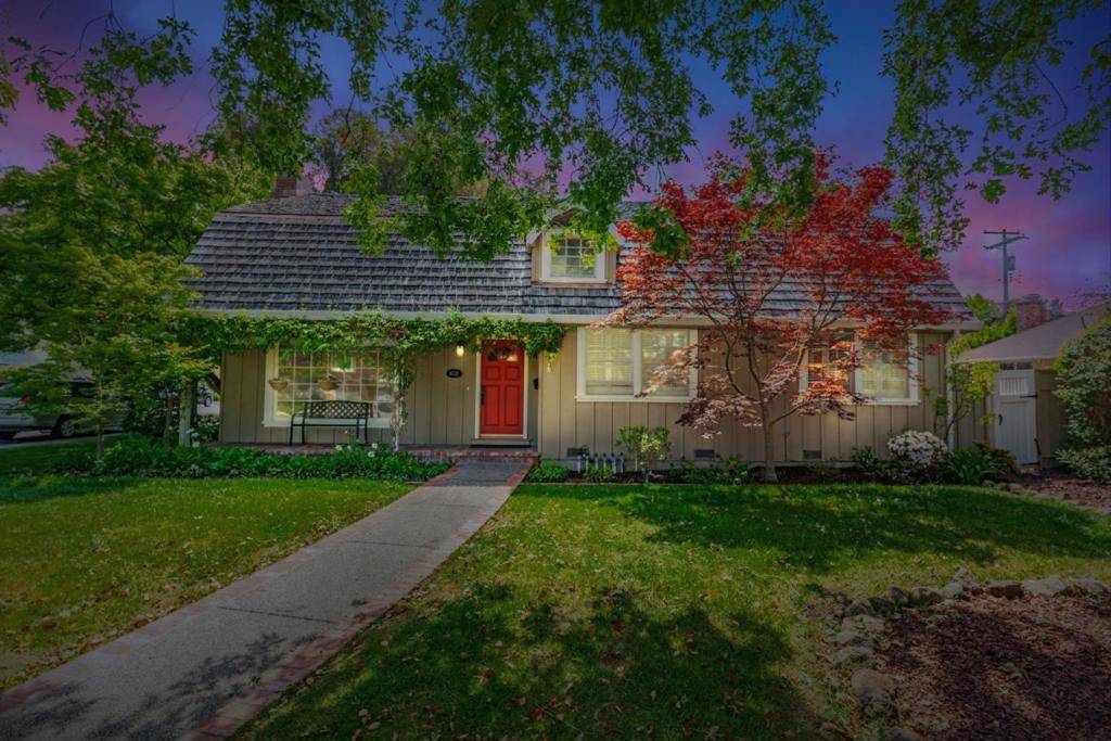 Palo Alto, CA 94306,632 Saint Claire DR