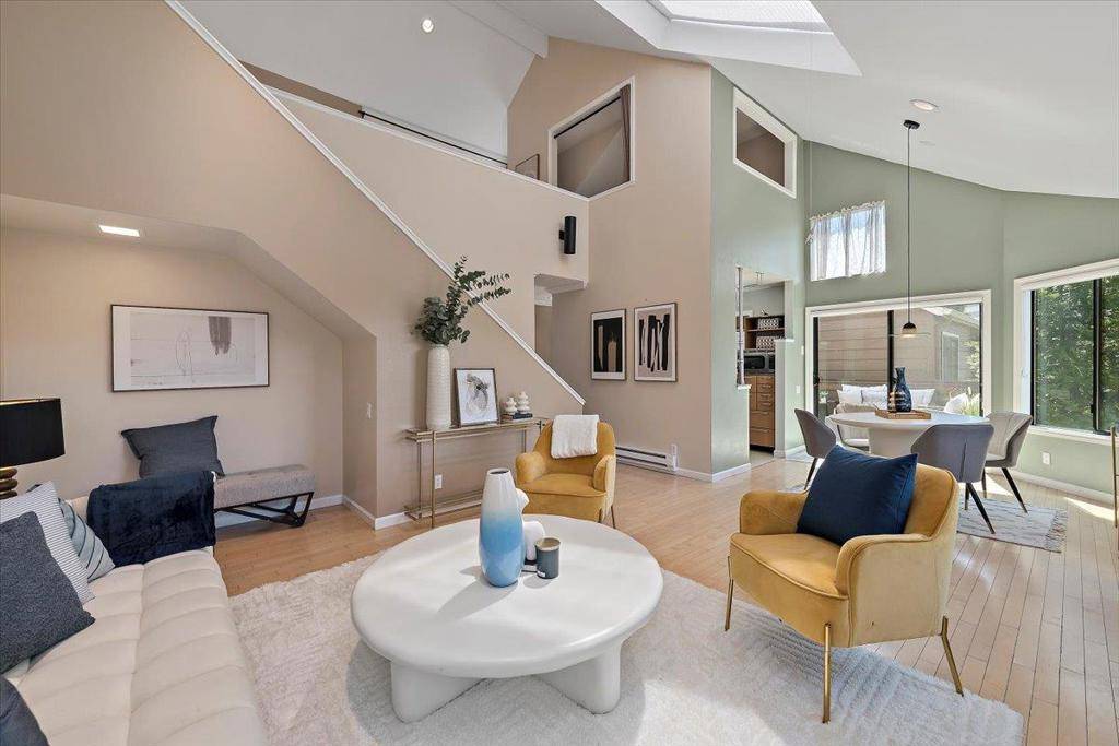 San Mateo, CA 94404,953 Shoreline DR