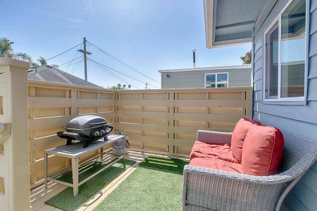 Santa Cruz, CA 95062,890 38th AVE