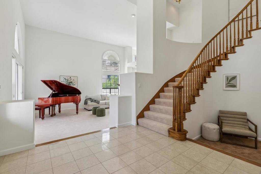 Fremont, CA 94539,187 Freedom CT