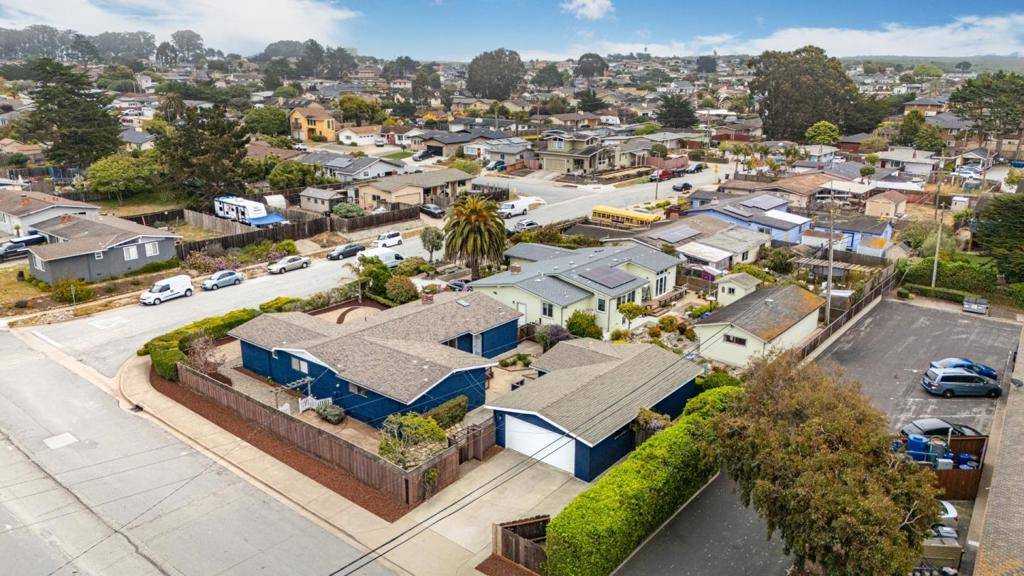 Marina, CA 93933,232 Peninsula DR