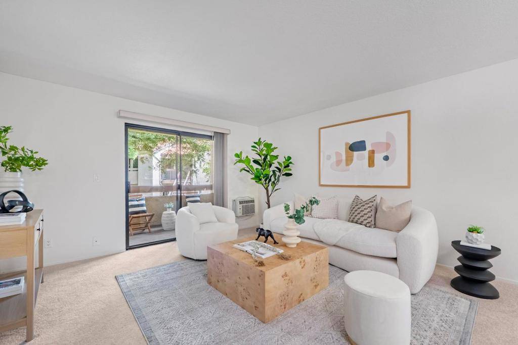 Santa Clara, CA 95050,2250 Monroe #274