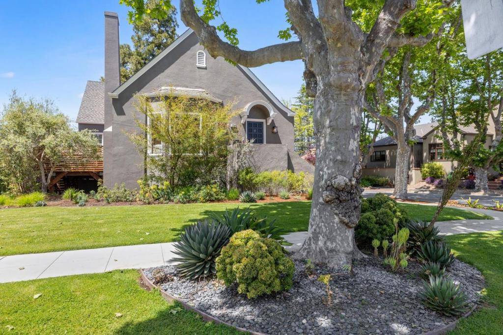 Burlingame, CA 94010,2200 Hillside DR
