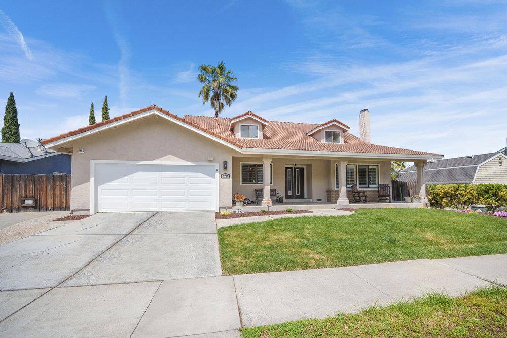 Gilroy, CA 95020,1711 Mantelli DR