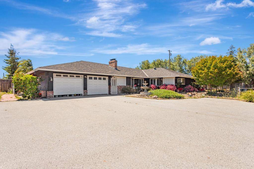 San Martin, CA 95046,14205 Sycamore AVE