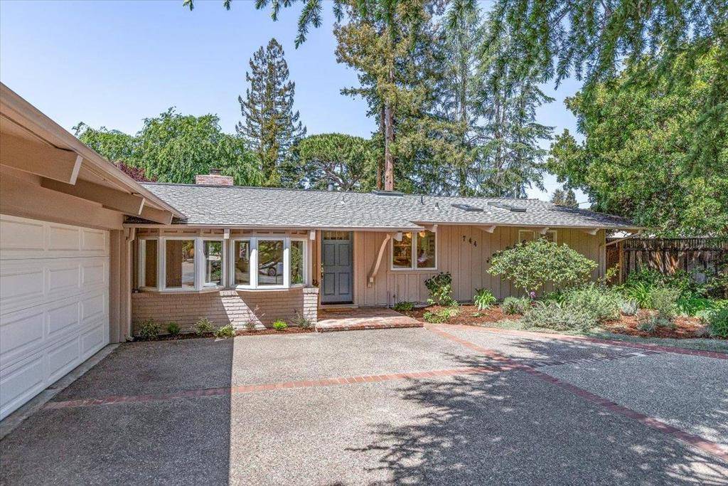 Los Altos, CA 94022,744 Los Altos AVE