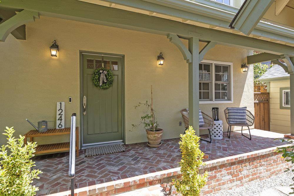 Menlo Park, CA 94025,1246 Hoover ST