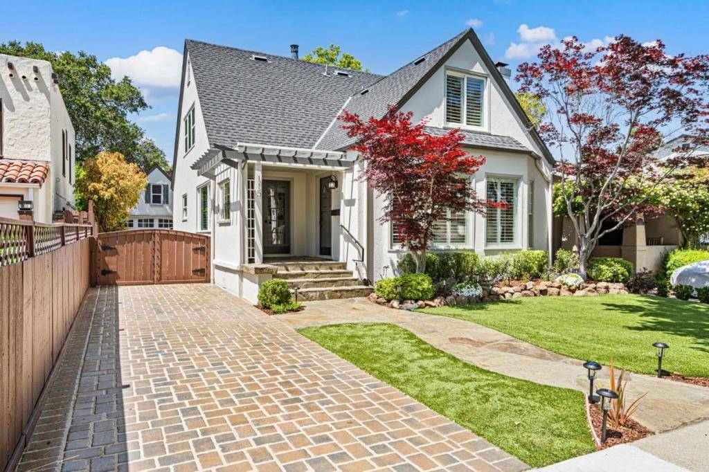 San Mateo, CA 94402,115 12th AVE