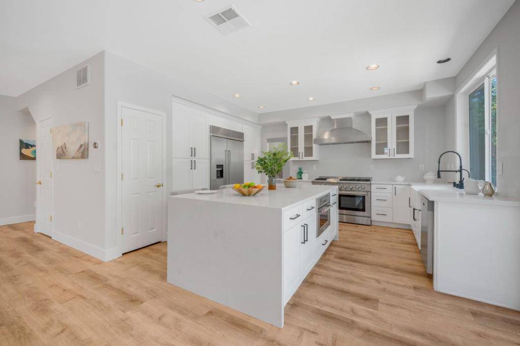 Gilroy, CA 95020,1429 Goshawk CT