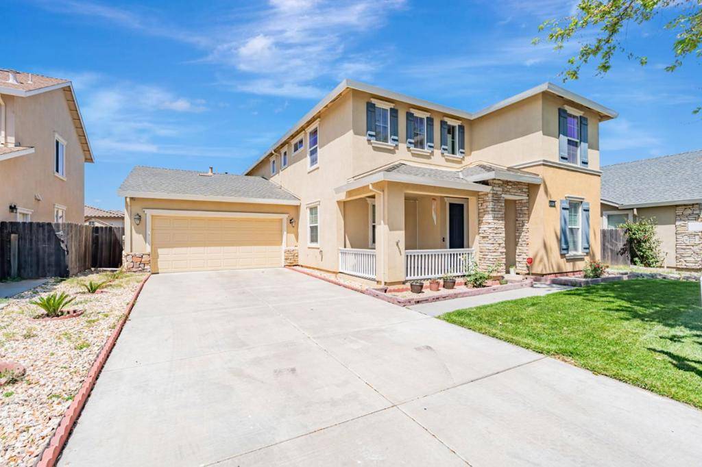 Patterson, CA 95363,261 Cherry Blossom LN