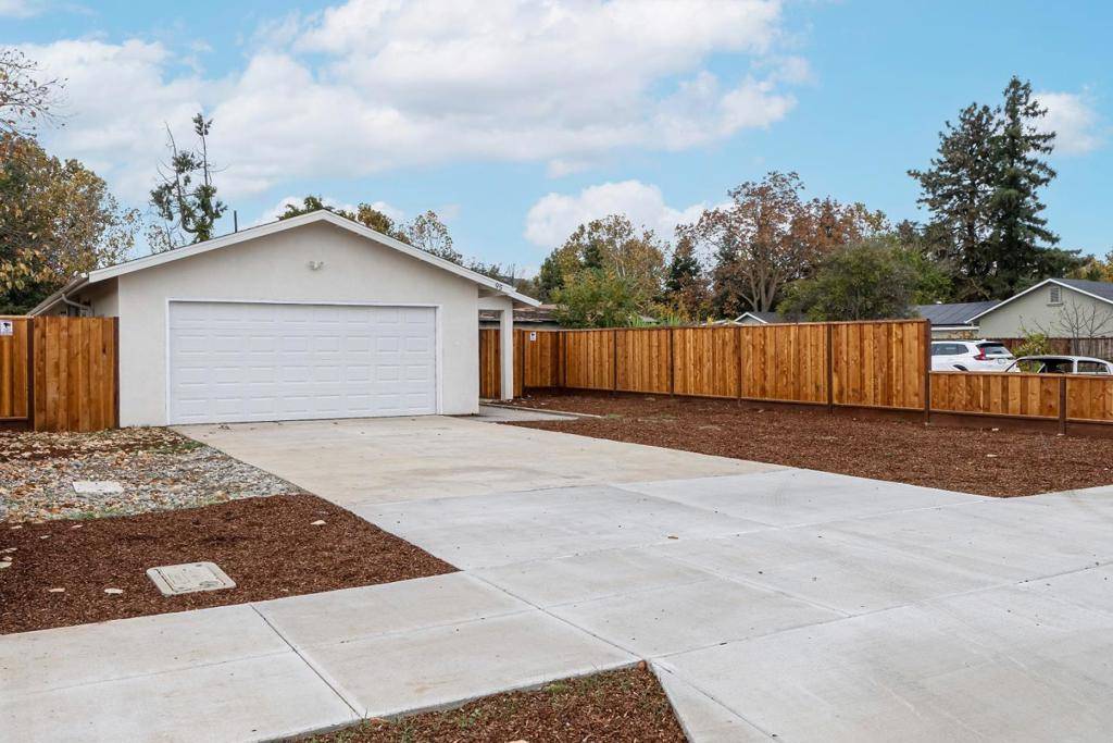 Gilroy, CA 95020,95 Farrell AVE