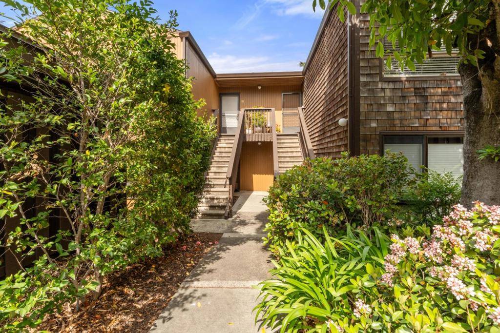 Stanford, CA 94305,78 Pearce Mitchell PL