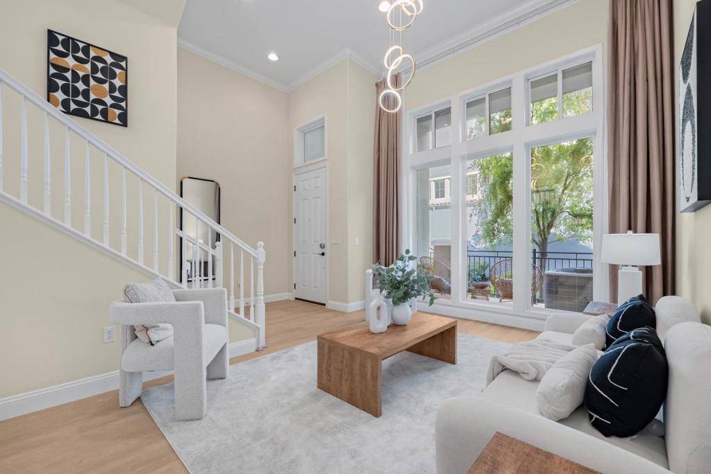 Sunnyvale, CA 94089,1180 Glin TER