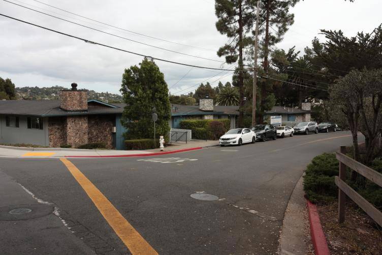 Belmont, CA 94002,2220 Lake RD #D5