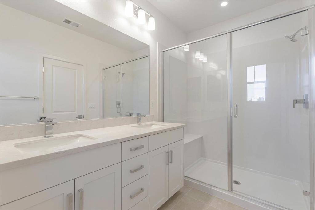 Walnut Creek, CA 94597,212 Oak CIR