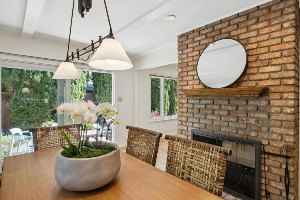 Menlo Park, CA 94025,1399 Woodland AVE