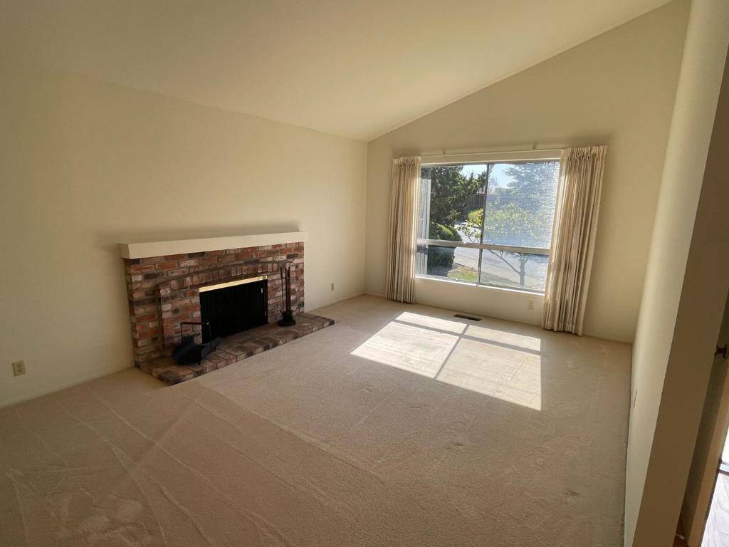 San Mateo, CA 94402,108 CSM DR