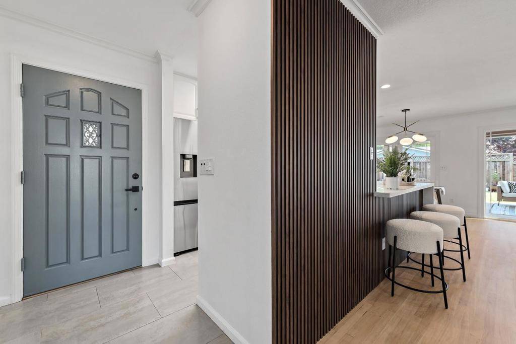 728 Glencoe CT Sunnyvale, CA 94087