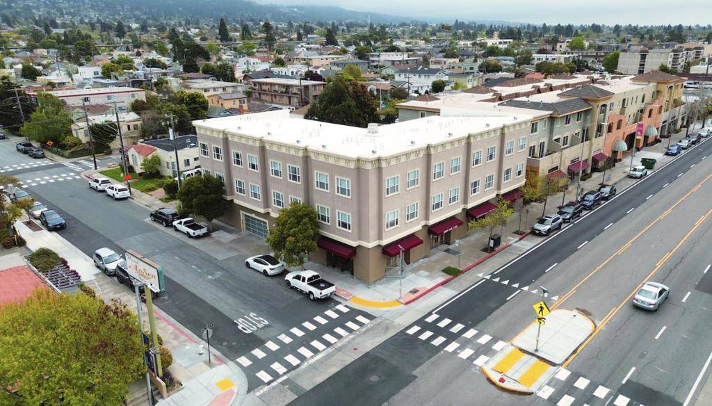 Albany, CA 94706,1100 Portland AVE