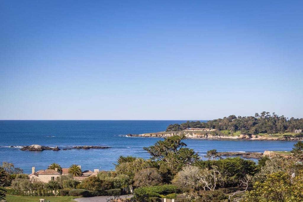 Pebble Beach, CA 93953,3365 17 Mile DR