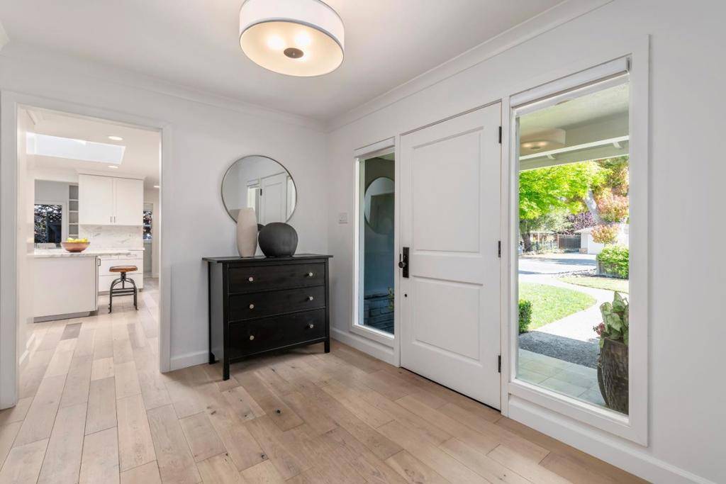 Menlo Park, CA 94025,1101 Hobart ST