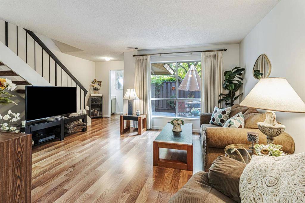 Campbell, CA 95008,4994 Peach TER