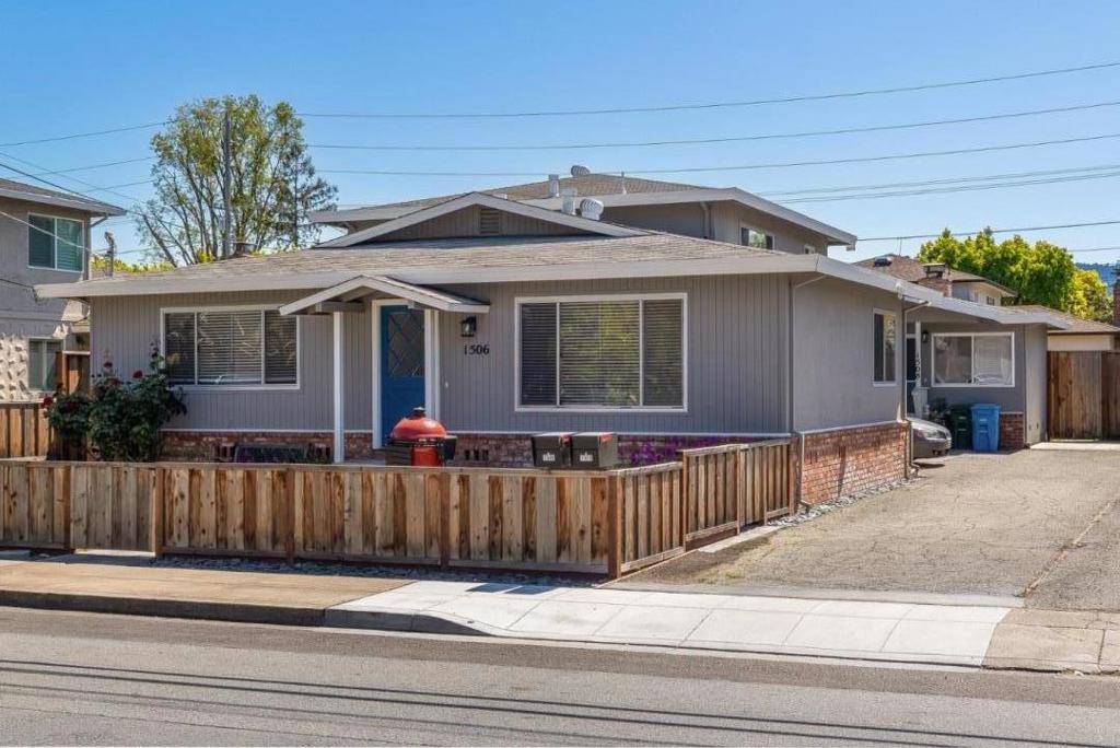 Redwood City, CA 94061,15061508 Kentfield AVE
