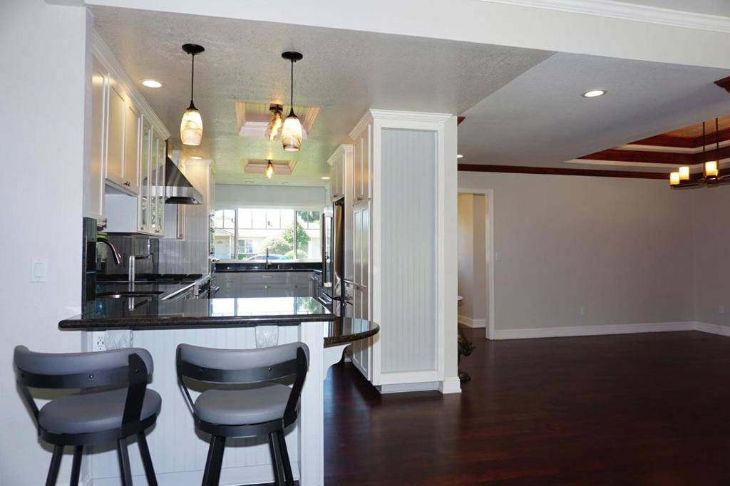 Cupertino, CA 95014,20385 Silverado AVE