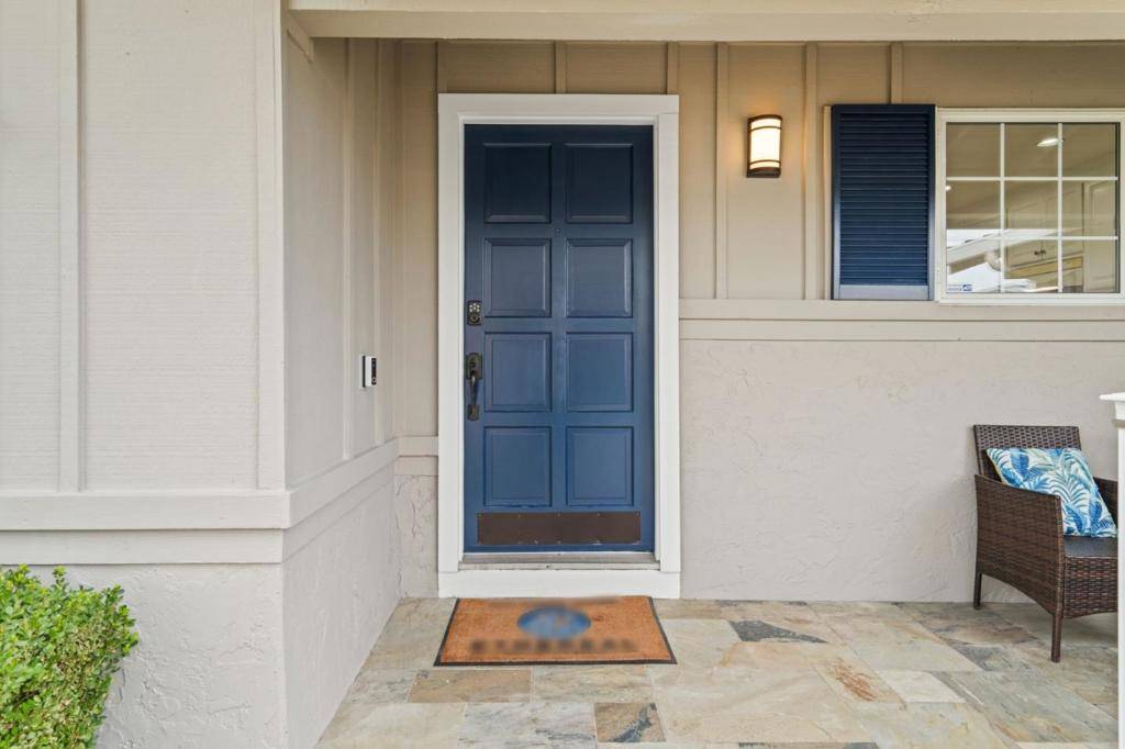Gilroy, CA 95020,900 Plymouth DR