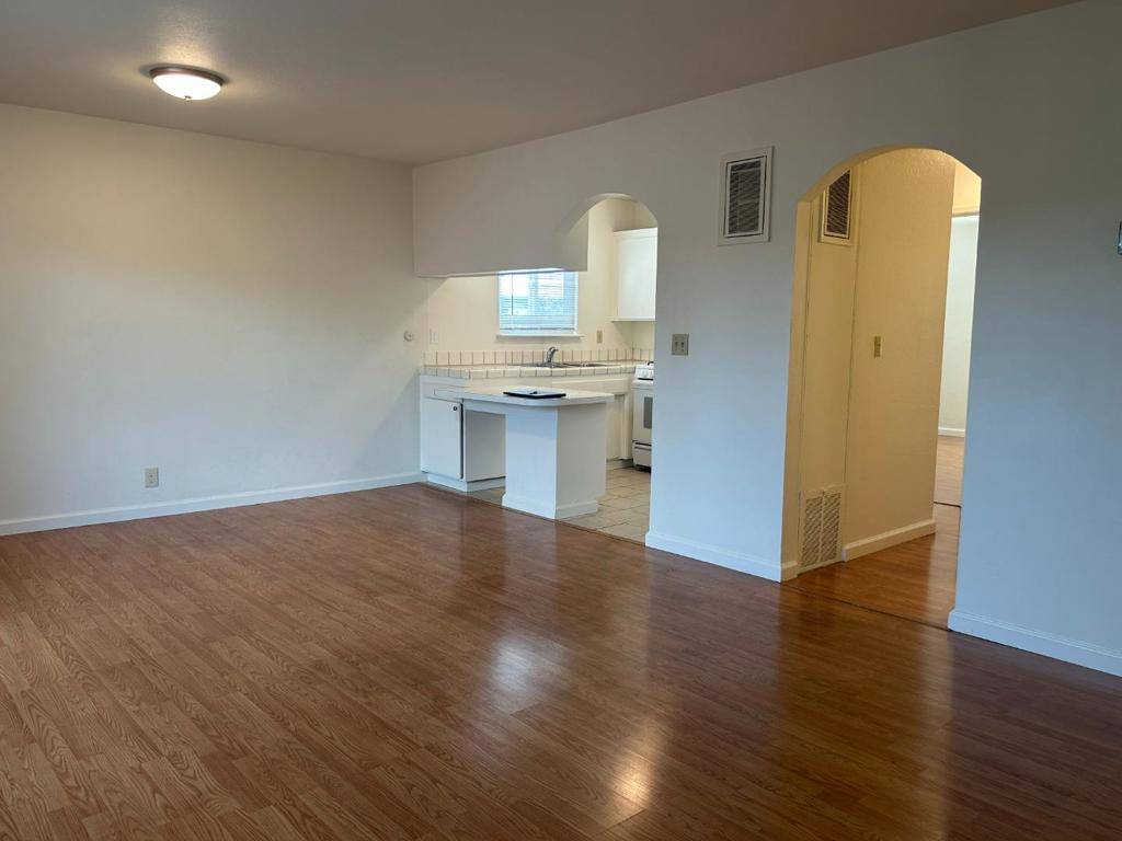 Cupertino, CA 95014,10192 Park CIR