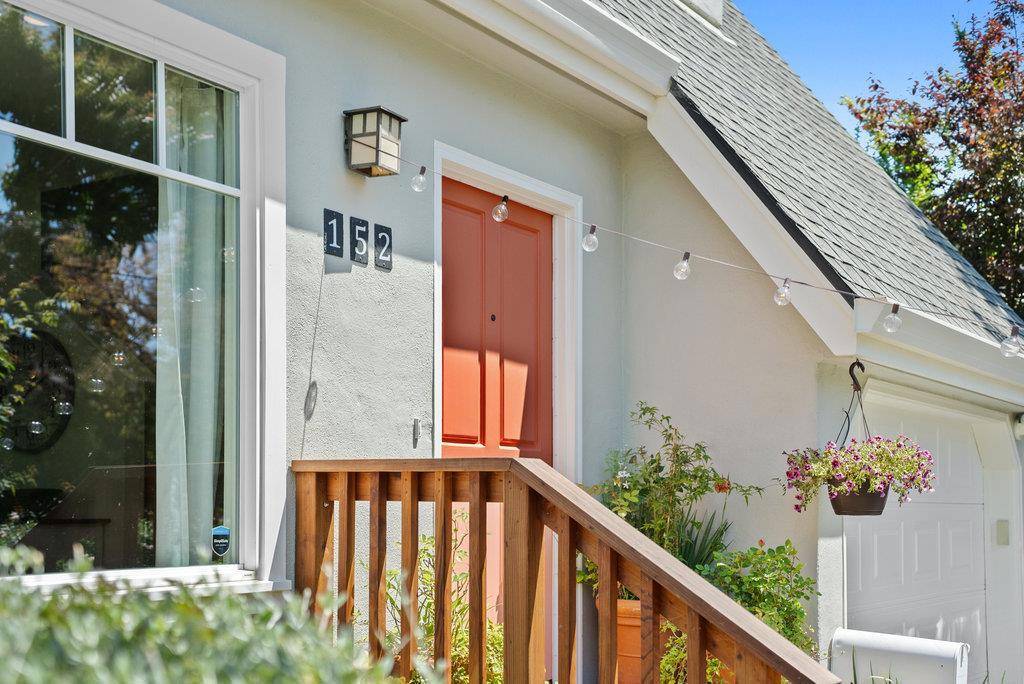 Santa Cruz, CA 95060,152 Myrtle ST