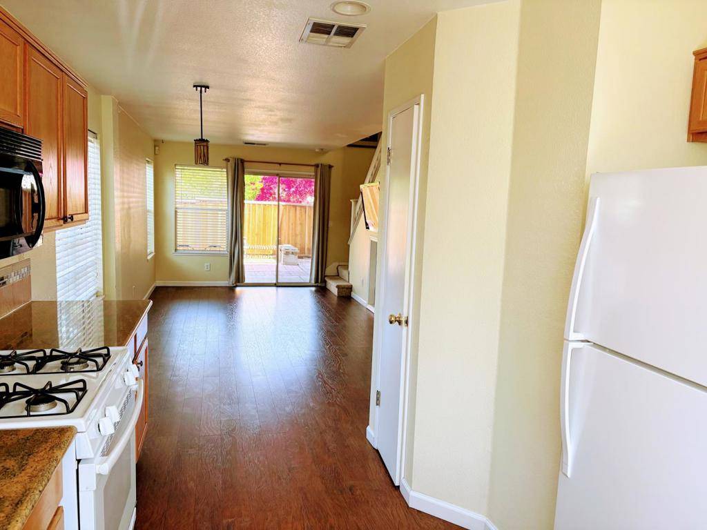 San Jose, CA 95116,1605 HERMOCILLA WAY