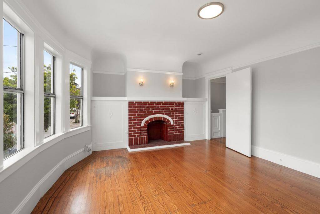 San Francisco, CA 94112,189 Lee AVE