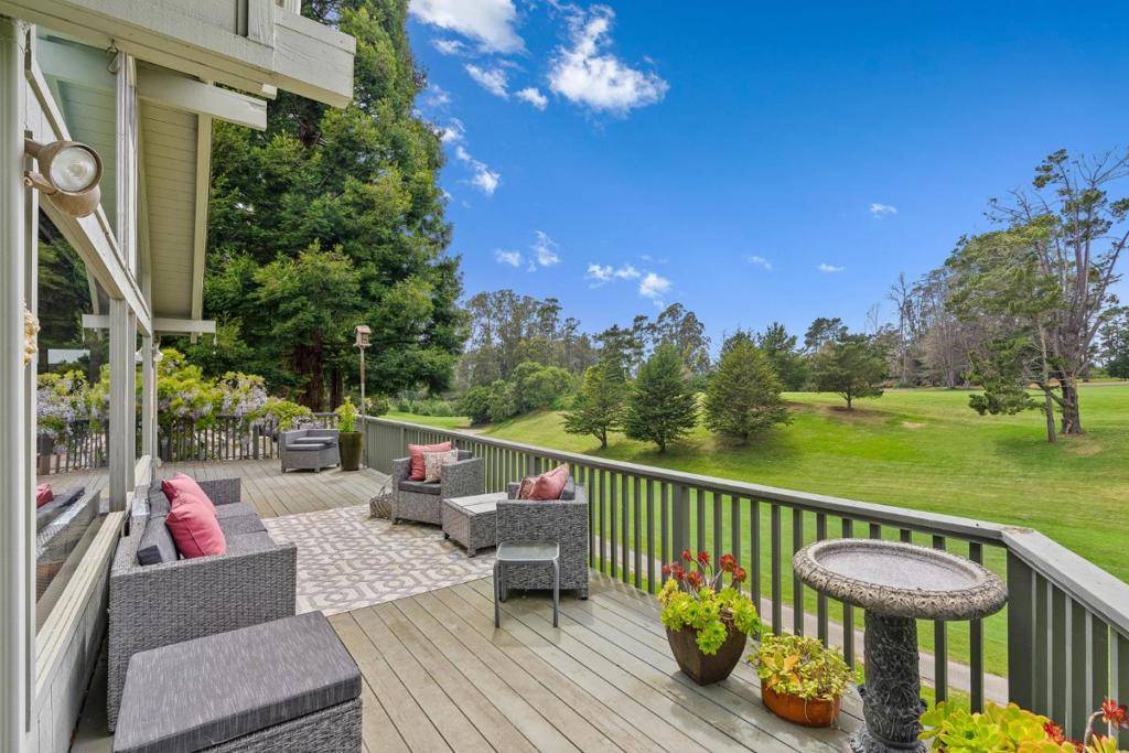 Aptos, CA 95003,503 Saint Andrews DR