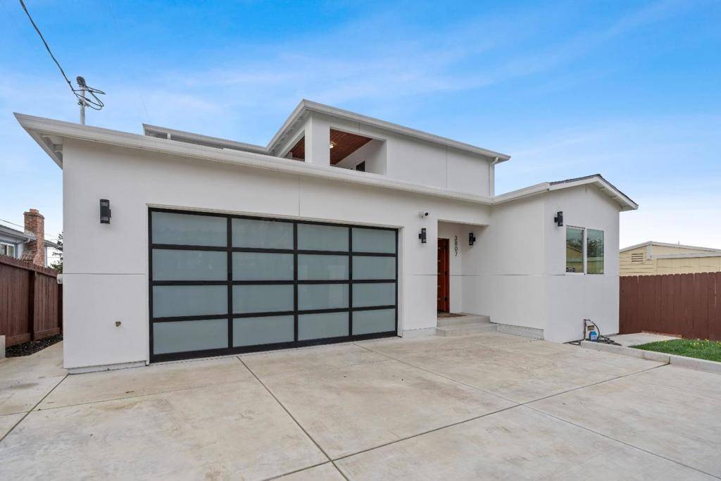 Oakland, CA 94619,3807 Madrone AVE