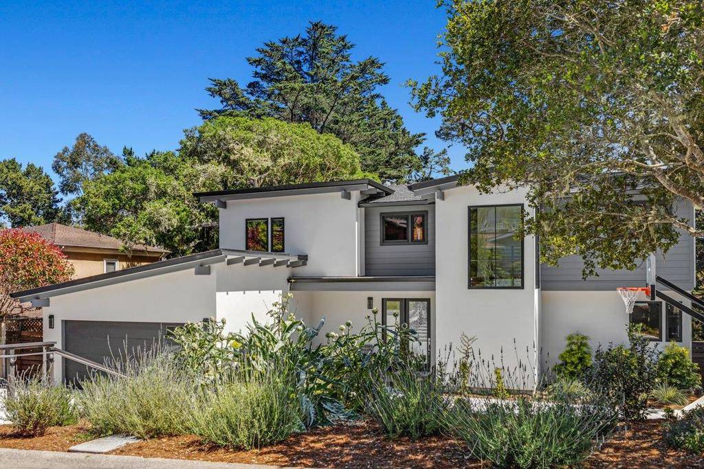 Monterey, CA 93940,541 Dry Creek RD