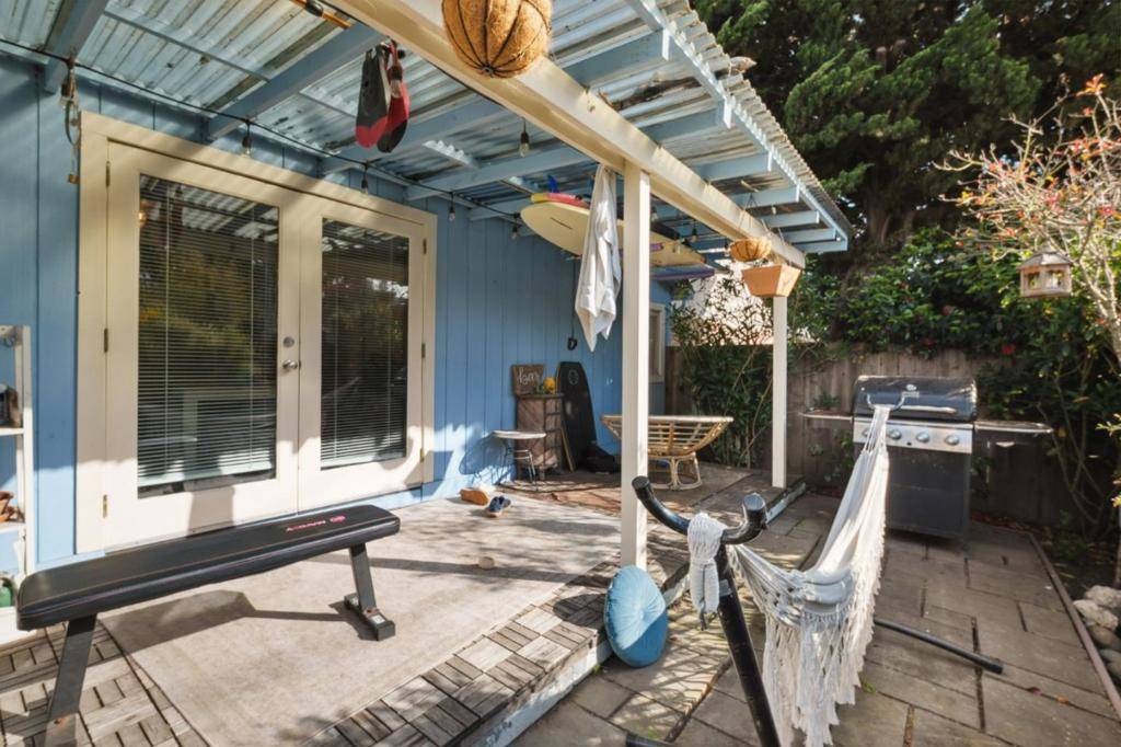 Santa Cruz, CA 95062,552 14th AVE
