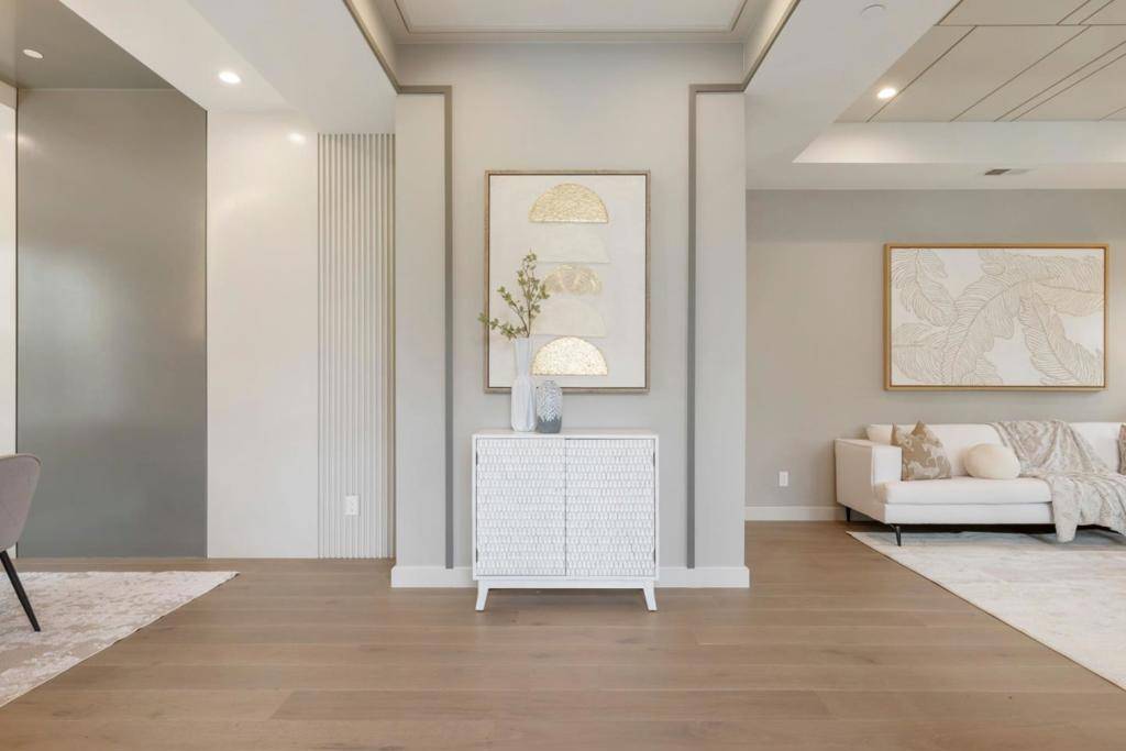 Redwood City, CA 94061,1004 Iris ST