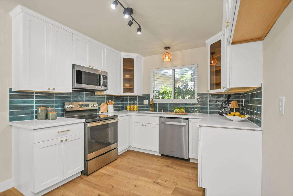 Pittsburg, CA 94565,4453 Palo Verde DR