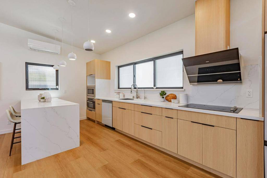 271 Woodhams RD Santa Clara, CA 95051