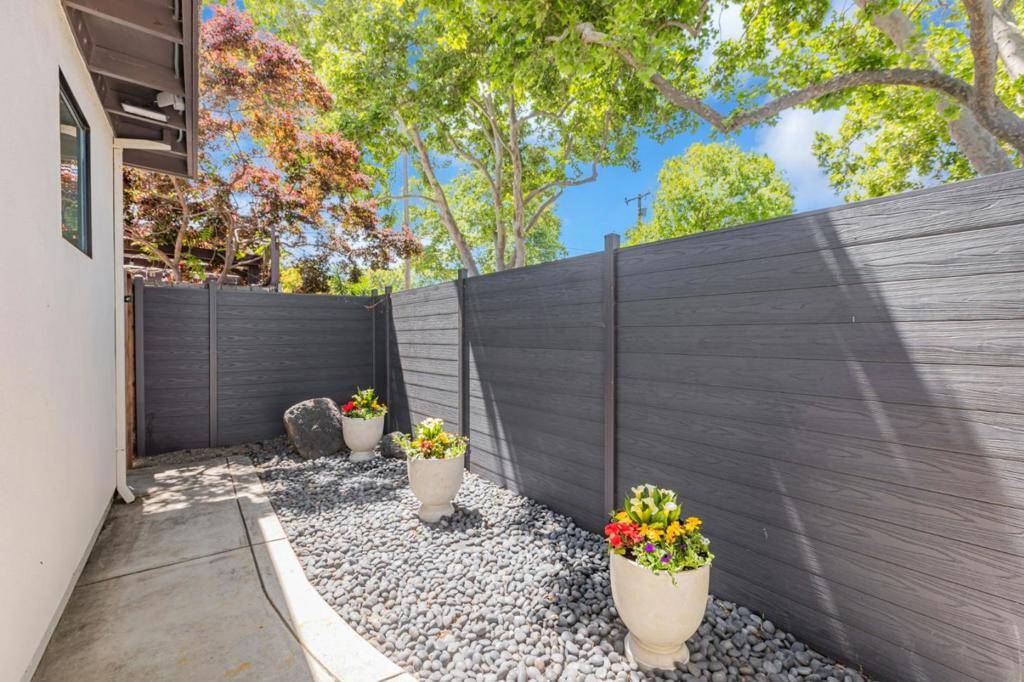Santa Clara, CA 95051,271 Woodhams RD