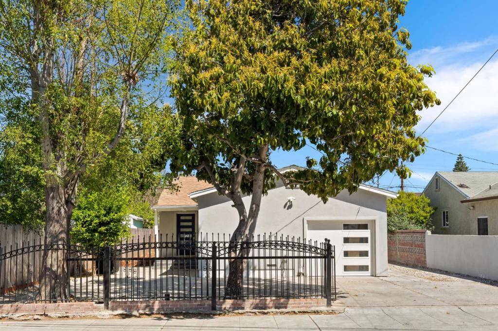 East Palo Alto, CA 94303,2256 Poplar AVE