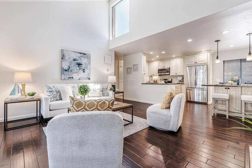 San Mateo, CA 94402,38 Crystal Springs RD #4